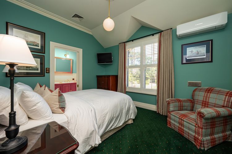 The Manor – Woodman Estate