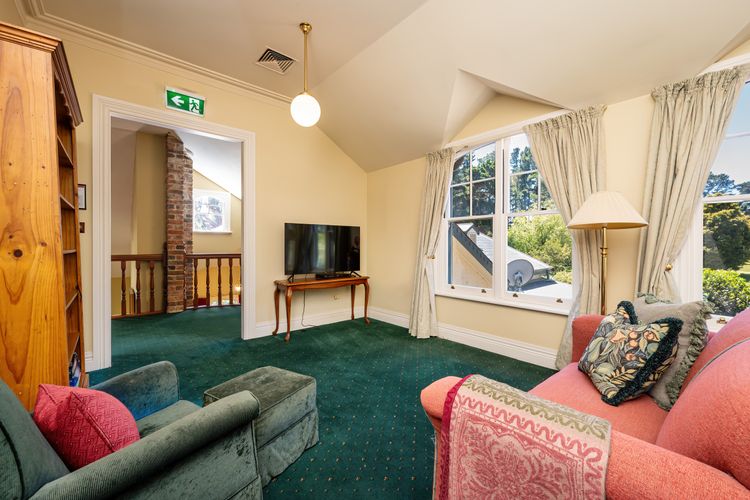 The Manor – Woodman Estate