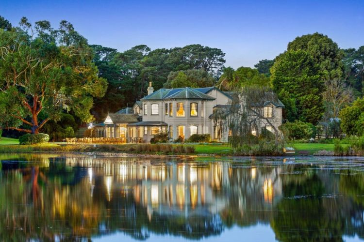 The Manor – Woodman Estate