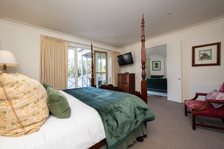 Chalet Trois at Woodman Estate