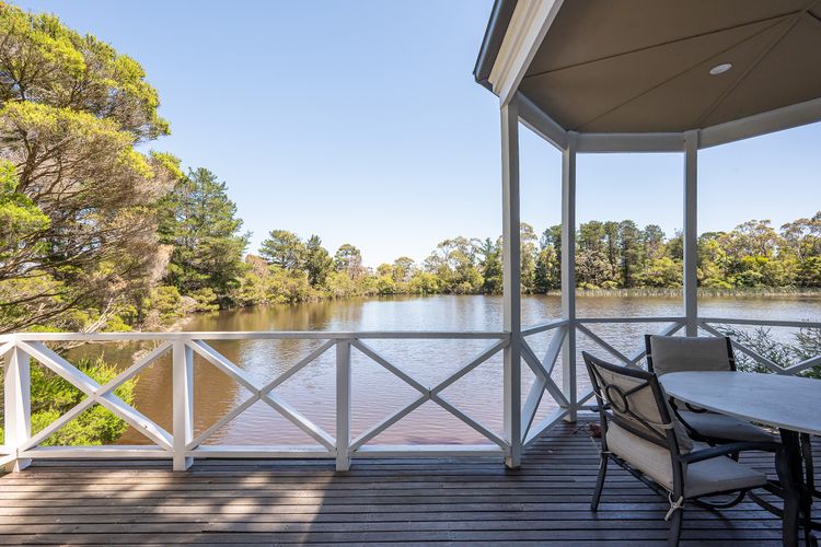 Chalet Trois at Woodman Estate