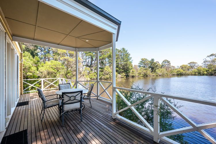 Chalet Trois at Woodman Estate