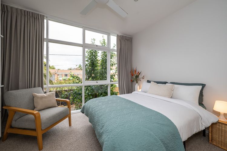 Bedroom 5 - Double Bed