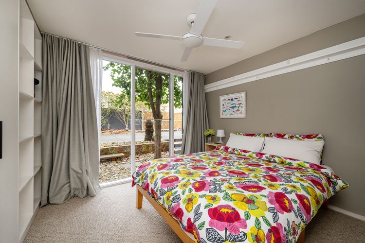 Bed 2 - Queen Bed