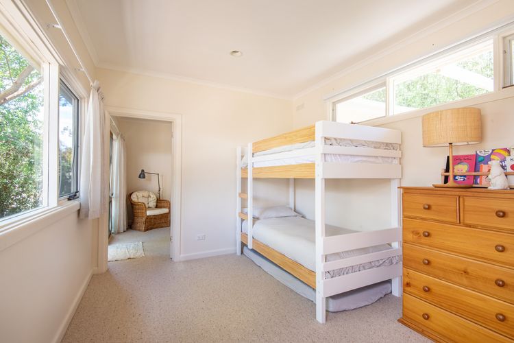 2 Single bunks plus one trundle mattress