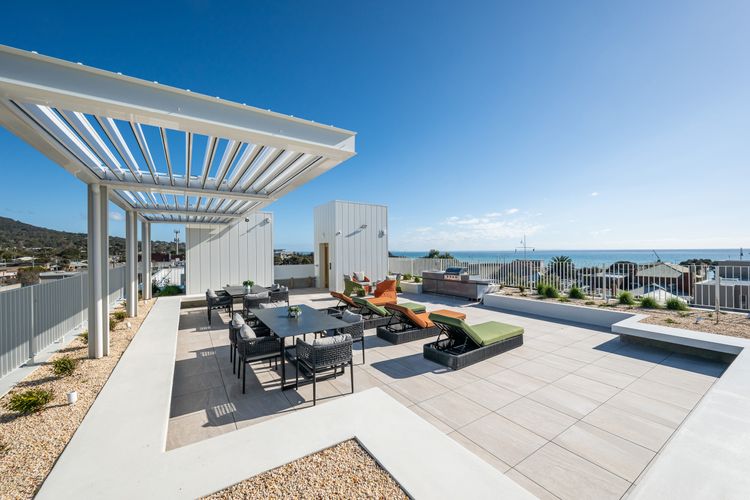 Communal Rooftop 