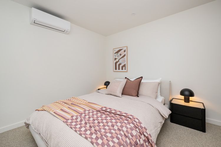 Large  2nd Bedroom with BIR and Queen Bed 
