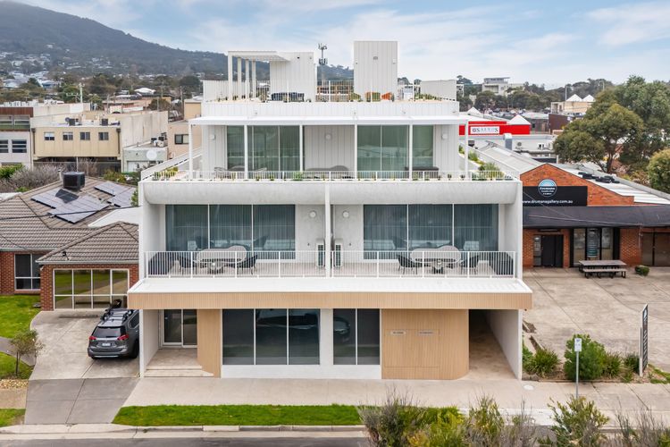 Incredible brand new apartment complex with roof top terrace 