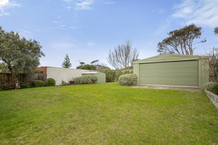 Large Back Yard with Firepit 