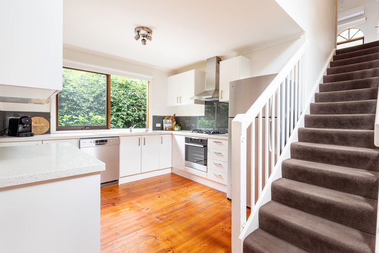 Spacious well-appointed kitchen
