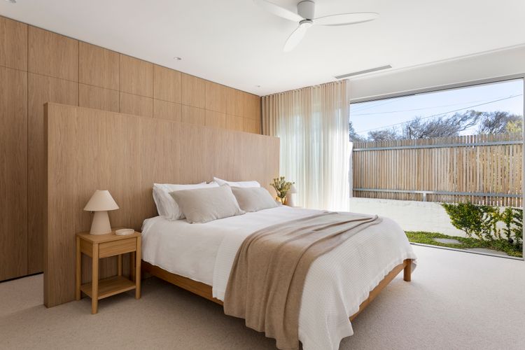 Master Bedroom with beautiful garden outlook 