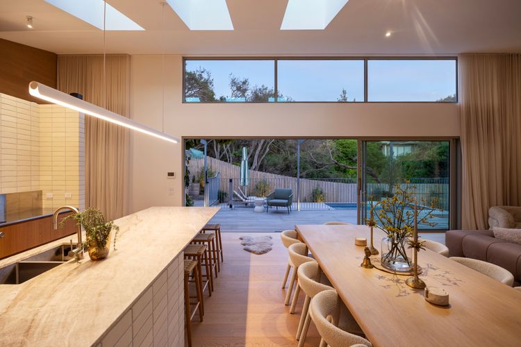 Dining Area overlooking Pool 
