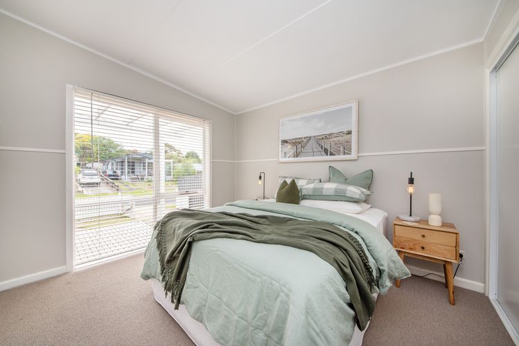 Master bedroom with queen bed