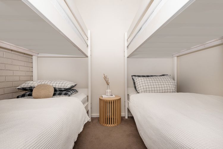 2 x Single Bunk Beds