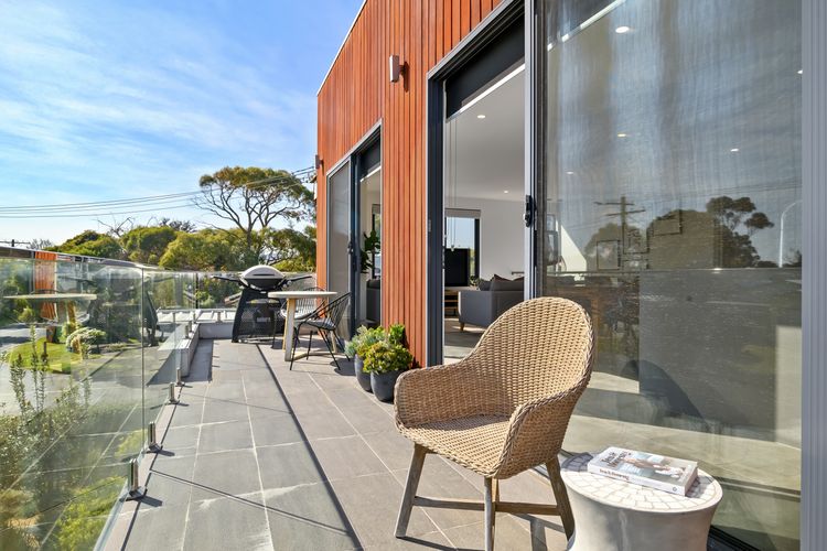 Front balcony with bbq and amazing views