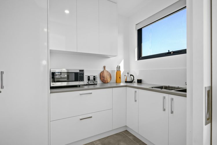 Butlers pantry off the fully equipped Chefs kitchen