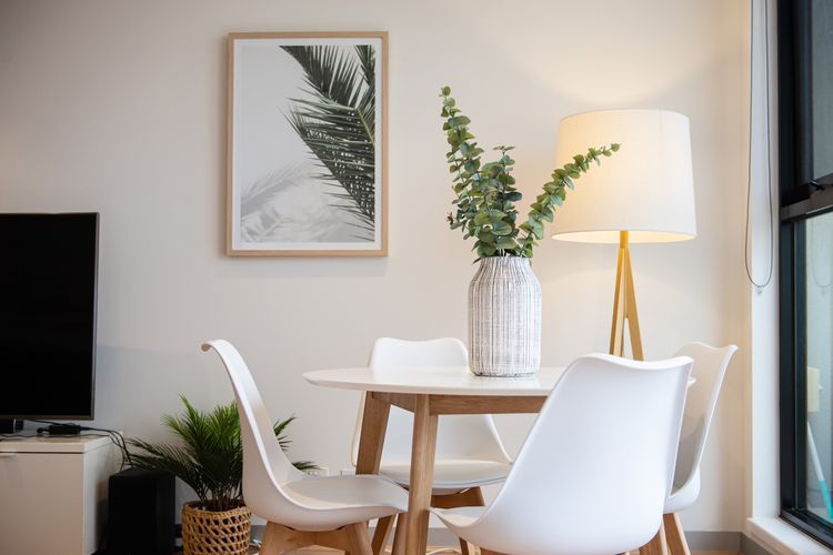 Extra seating in the living room 