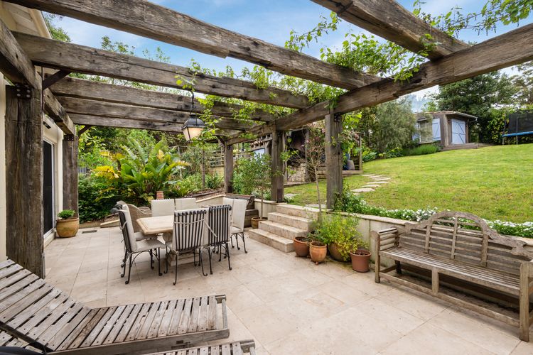 Outdoor entertaining area 