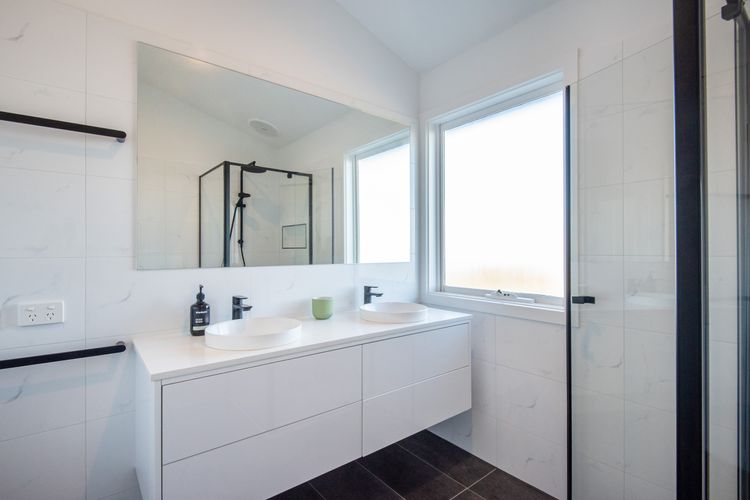Upstairs bathroom