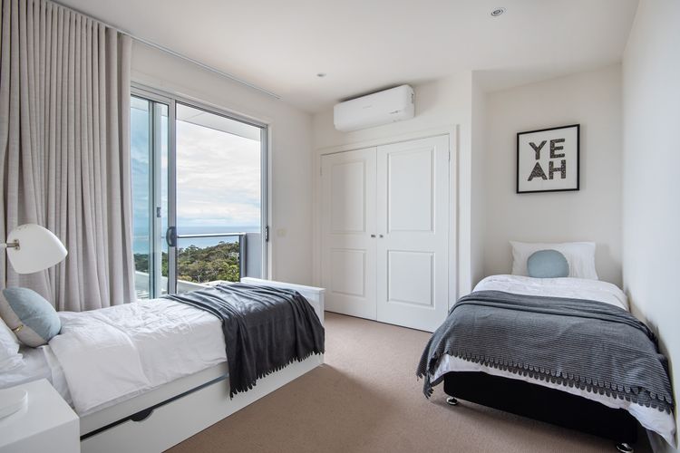 Bedroom with two singles and balcony 
