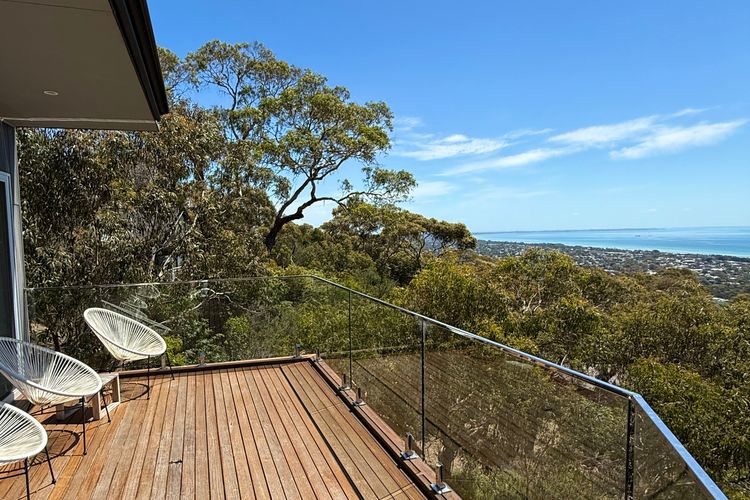 180 degree views of the coast