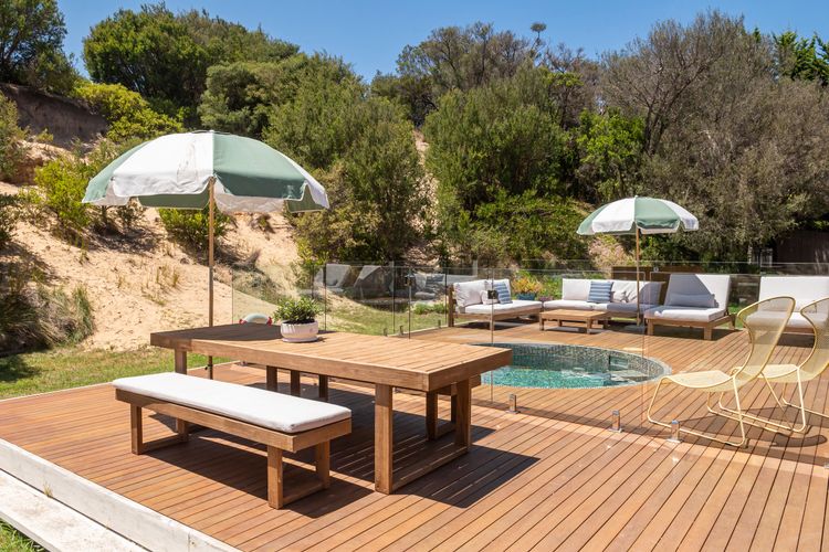 Entertaining area
