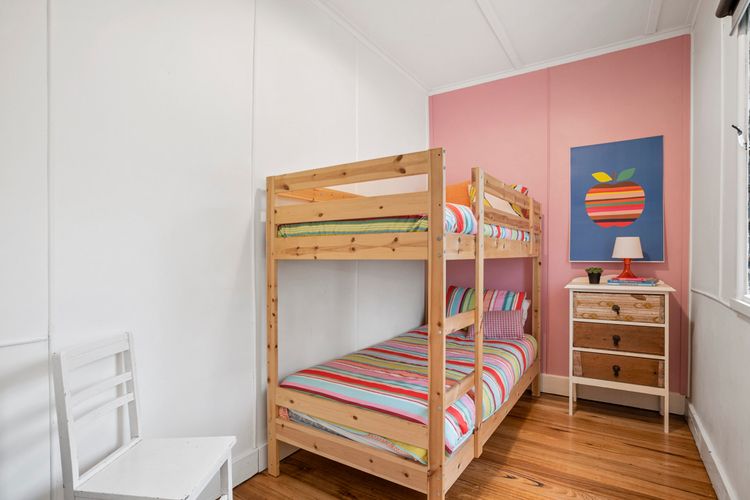 Bedroom 4 with single bunk 