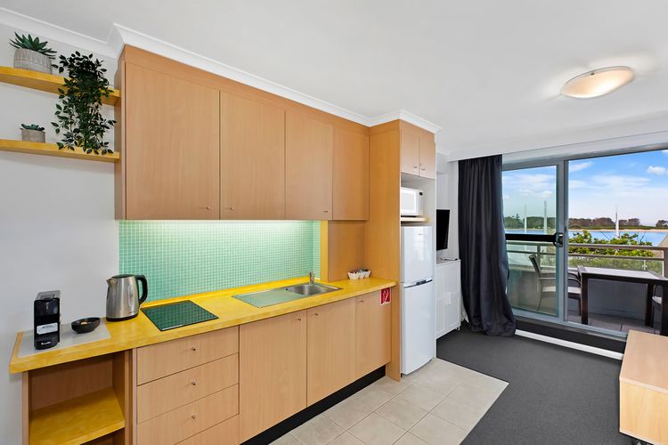 The Entrance Waterfront Apartment 111