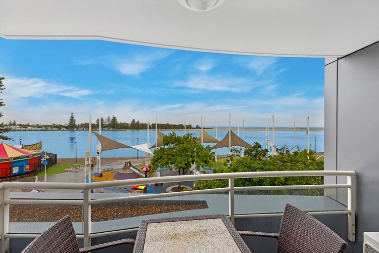 The Entrance Waterfront Apartment 111