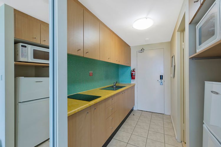 The Entrance Waterfront Apartment 621