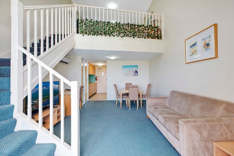 The Entrance Waterfront Apartment 621