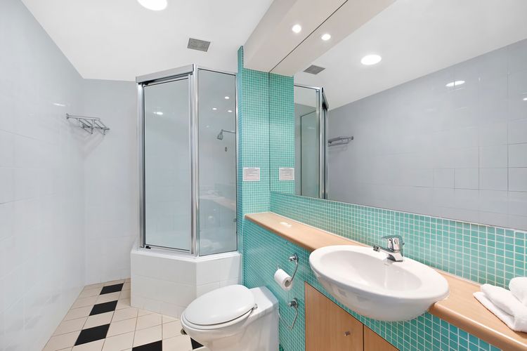 The Entrance Waterfront Apartment 621