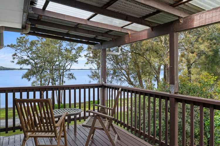 Stillwater Lakehouse – Waterfront with Spa