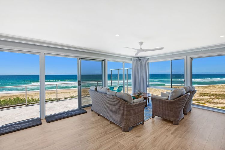 Beach House on Wyuna