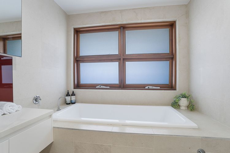 “Dea Del Mare” – 6 bedroom House