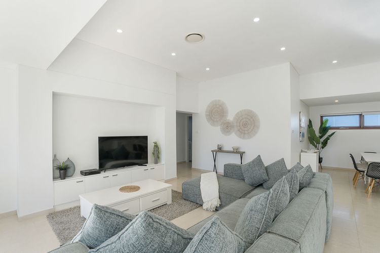 “Dea Del Mare” – 6 bedroom House