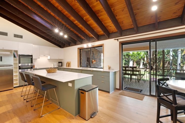 Large Kitchen 