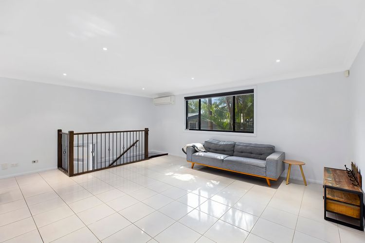 North Entrance Beach House Pet Friendly Accommodation