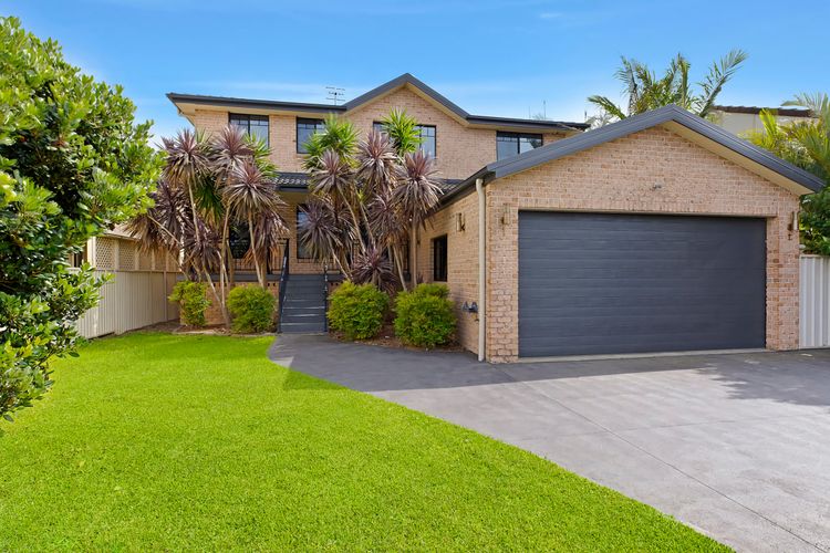 North Entrance Beach House Pet Friendly Accommodation
