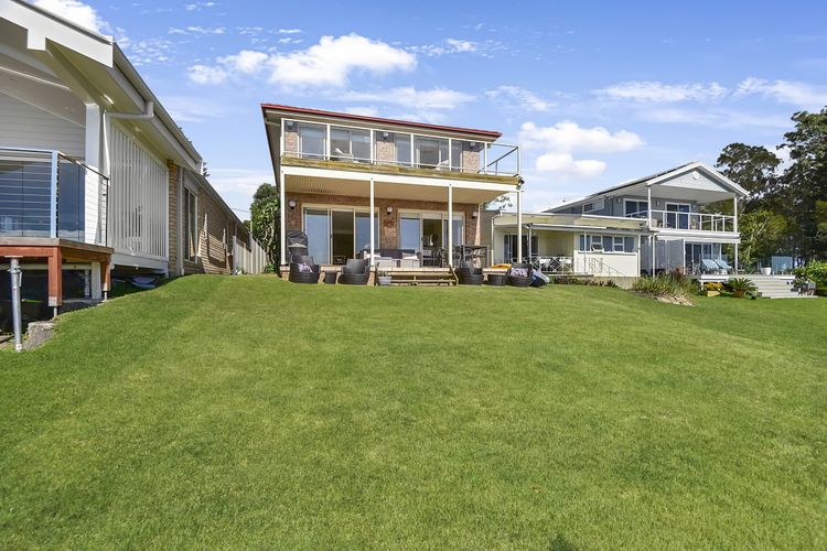 Bluewater at Mannering Park