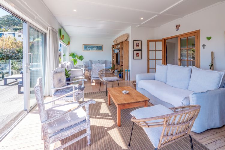 Ocean View with Kiwi Vibe