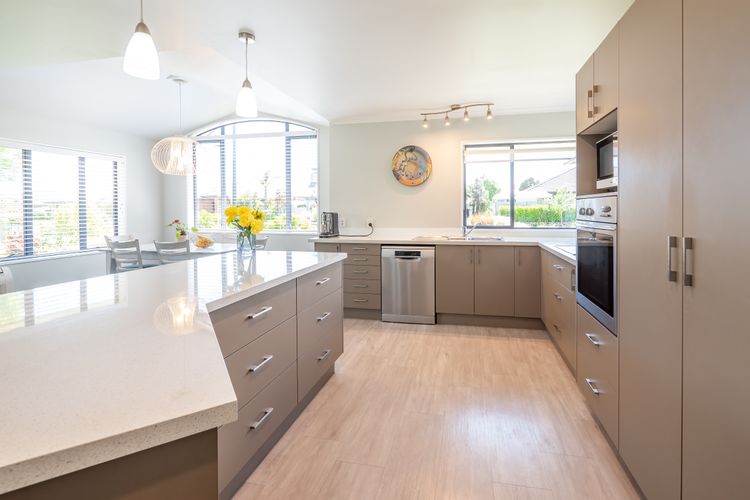 Kick Back on Kendall