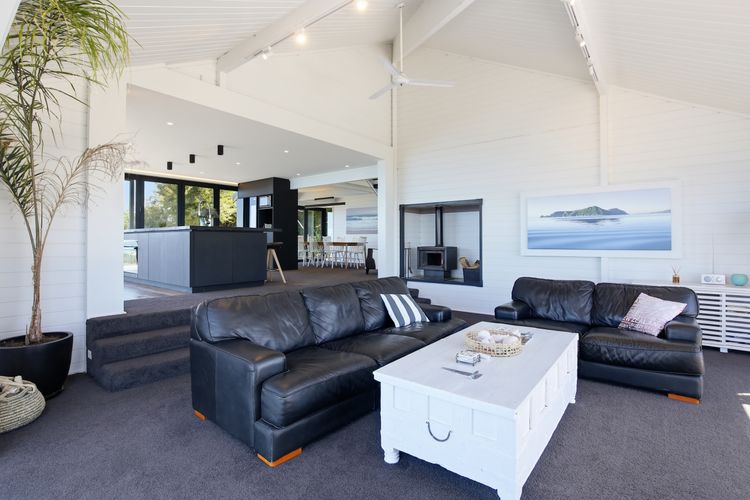 Split Apple Holiday House