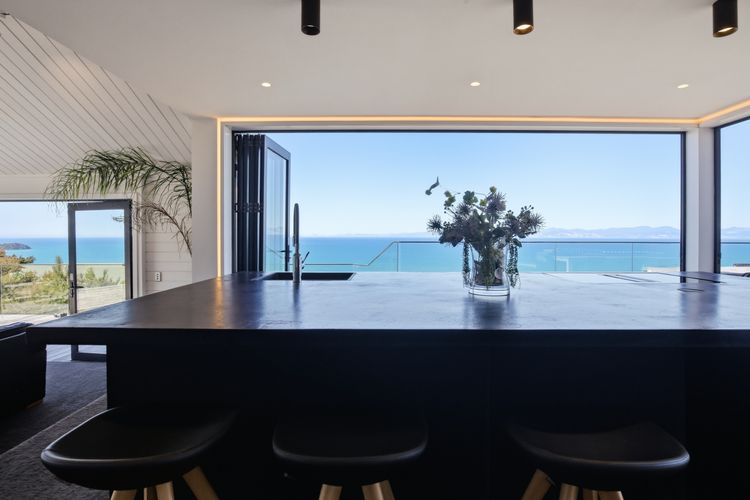 Split Apple Holiday House