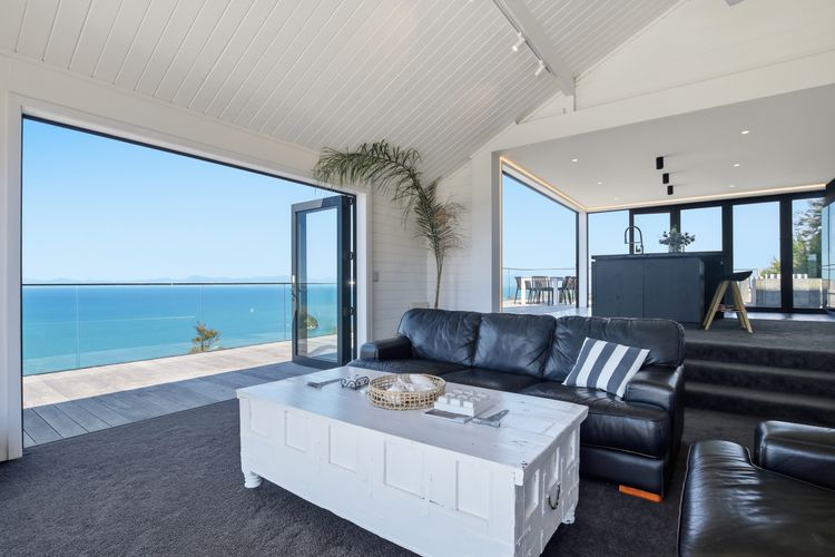 Split Apple Holiday House