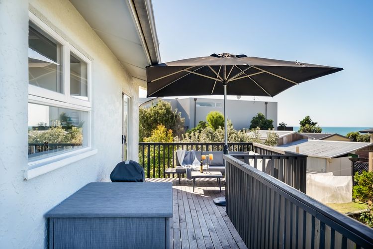 Stones Throw Beach House