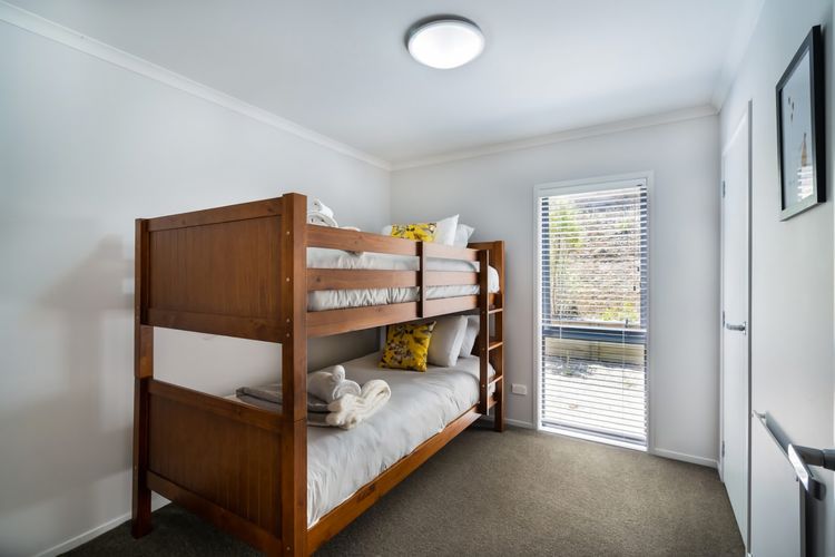 Sunny Private and Comfortable