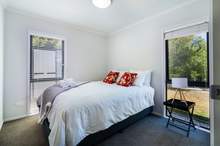 Sunny Private and Comfortable