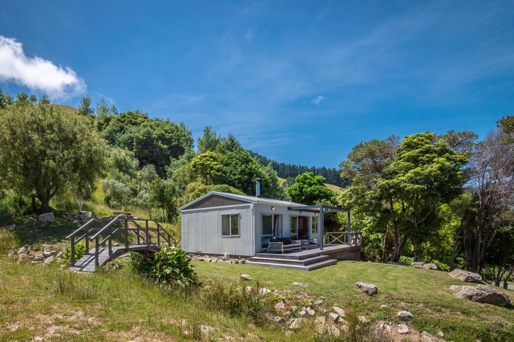 Wharangi Cottage
