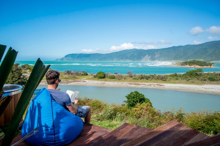 Passage Hut Pepin Island